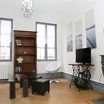 Bourgeois Apartament *