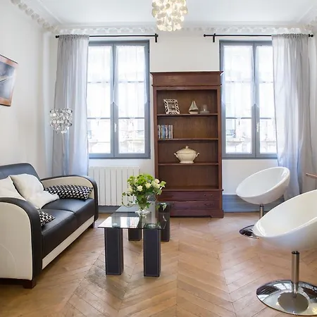 Bourgeois Apartamento