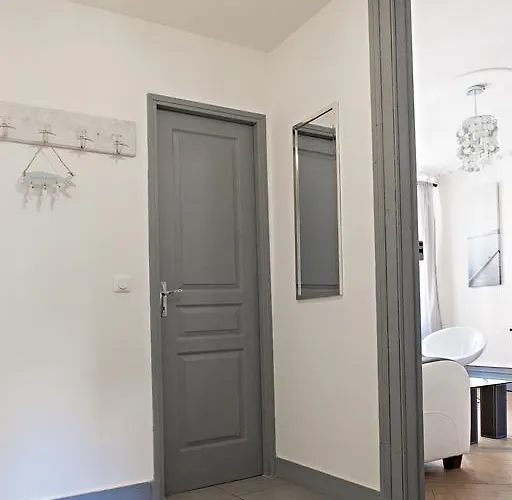 Bourgeois Apartmán *